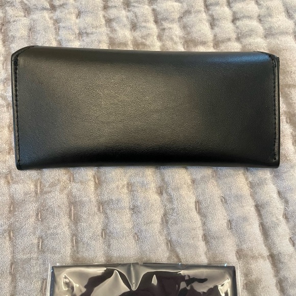 Dior Soft Leather Envelope Eyeglasses Case - Picture 6 of 6